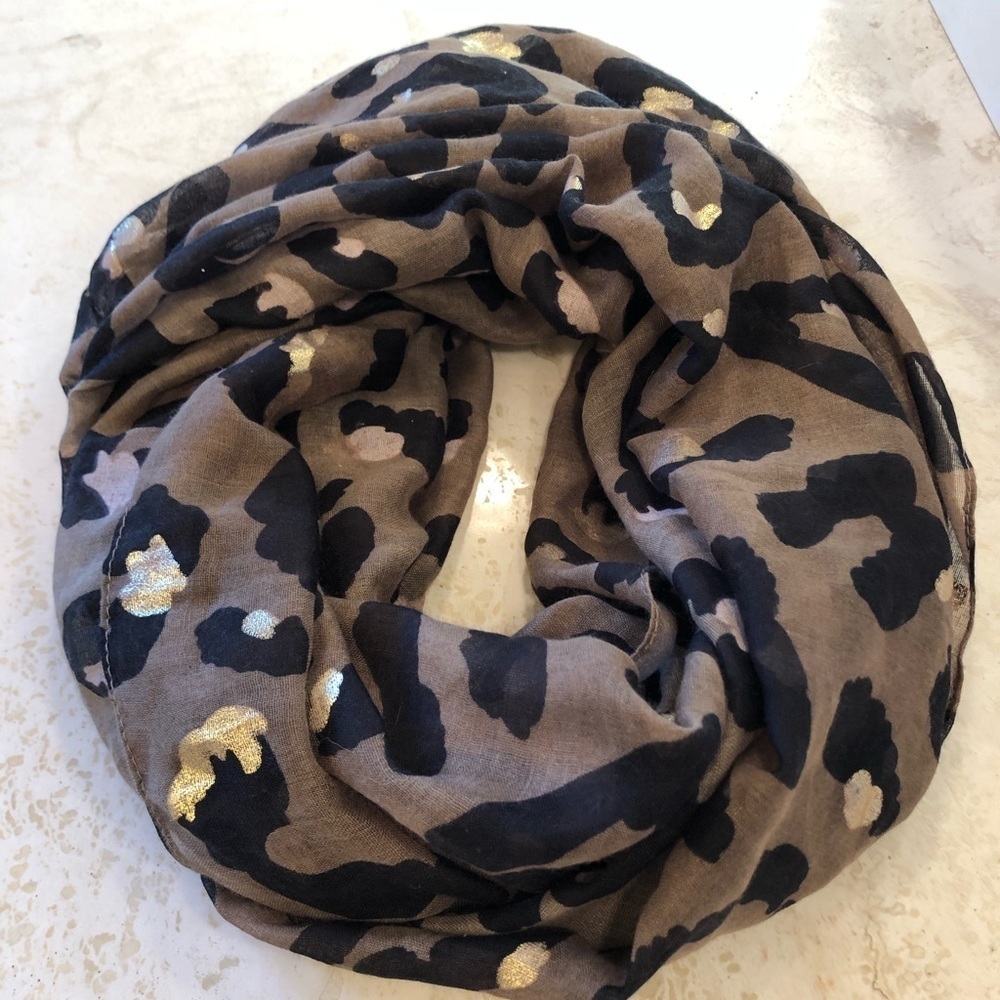 Cheetah Scarf Tan Black Gold - Picture 1 of 4
